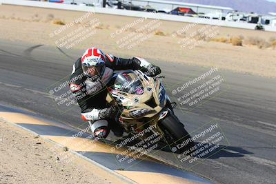 media/Jan-14-2022-Apex Assassins (Fri) [[4609ad47be]]/Trackday 1/Session 4/Turn 15 Inside/